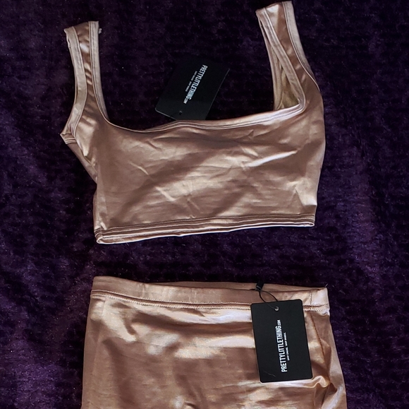 A 2-peice Metallic Satin Bodycon Dress - Picture 5 of 5